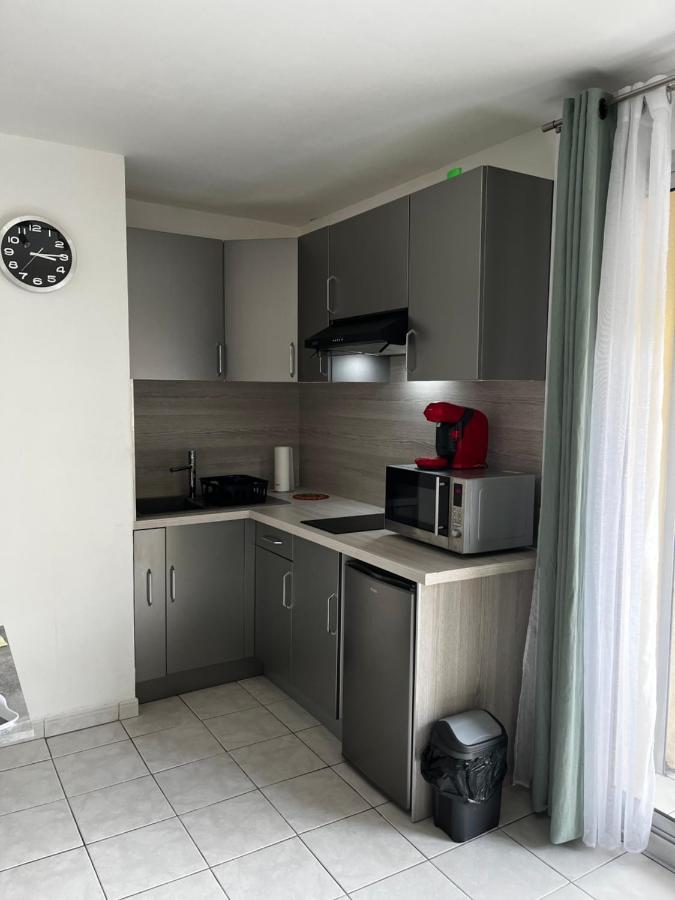 Studio De Vacances Frejus Plage Apartment Ngoại thất bức ảnh