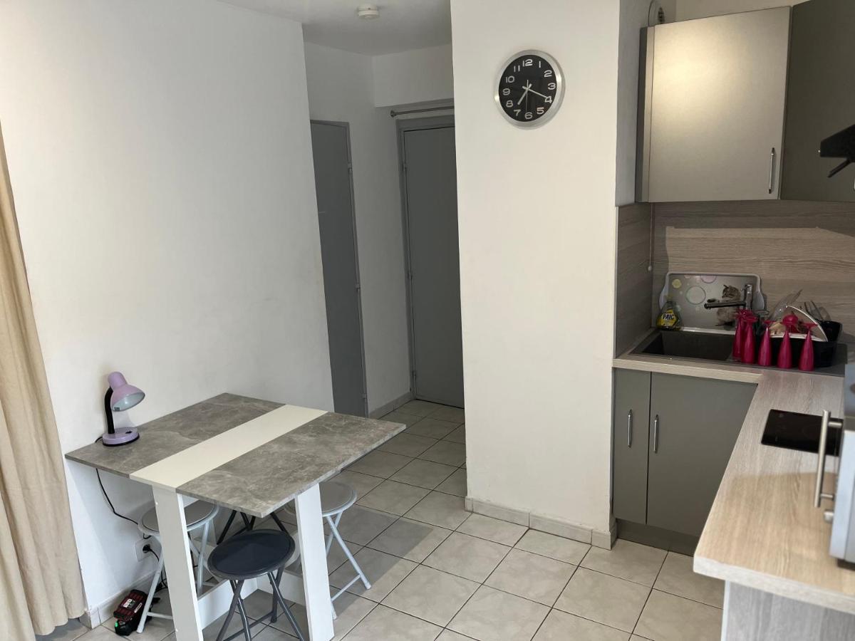 Studio De Vacances Frejus Plage Apartment Ngoại thất bức ảnh